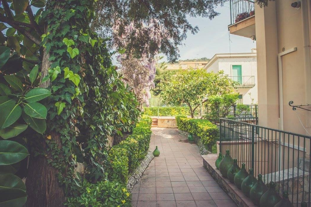 Nomad B&B Gaeta Ngoại thất bức ảnh
